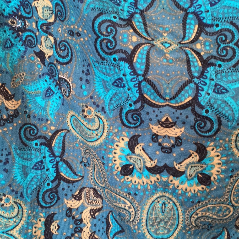 Lularoe Medium Randy - Picture 4 of 5